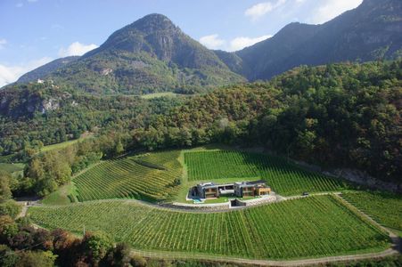 [Translate to Englisch:] Luxus Chalet Südtirol / Meran Lodge / Ferienhaus mit Pool